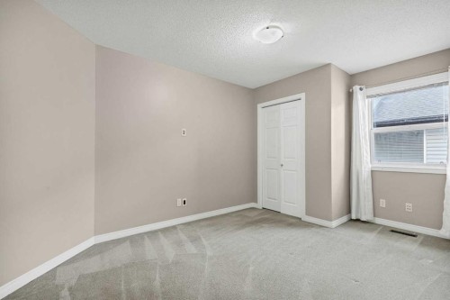 92 Everhollow Way Sw, Calgary, AB 