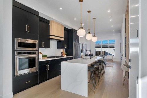 612 22 Avenue Ne, Calgary, AB 
