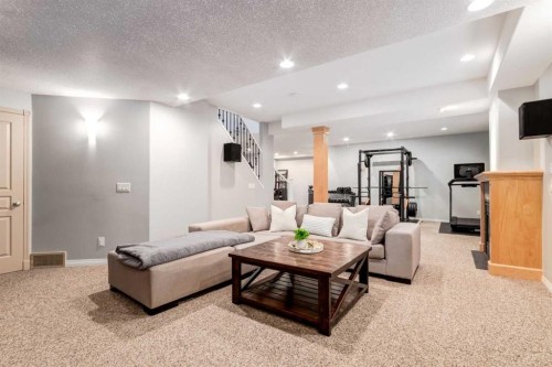 234 Strathridge Place Sw, Calgary, AB 