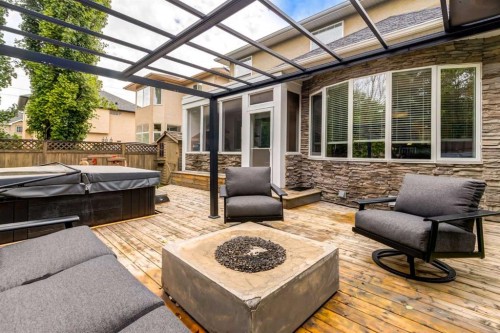 234 Strathridge Place Sw, Calgary, AB 