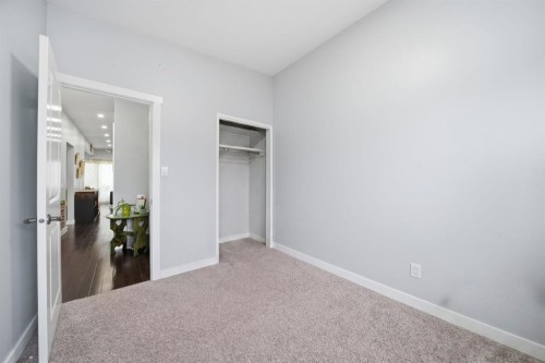 5626 Pensacola Crescent Se, Calgary, AB 