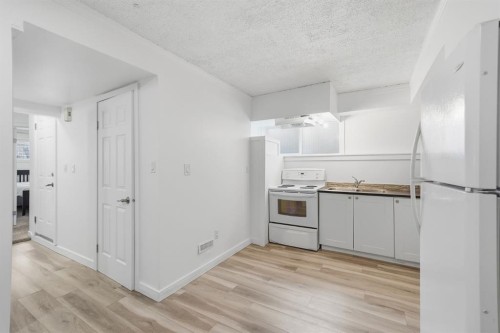 5626 Pensacola Crescent Se, Calgary, AB 