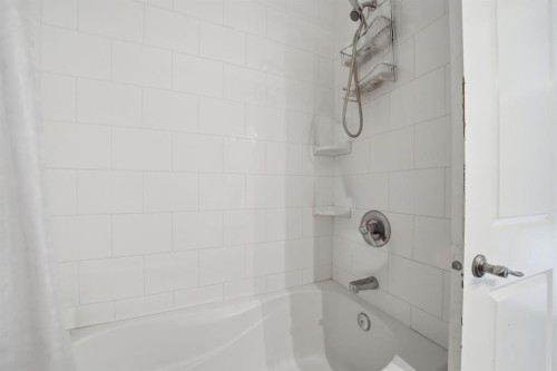 5626 Pensacola Crescent Se, Calgary, AB 