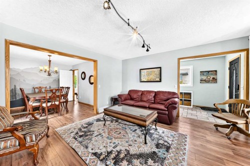 107 2A Avenue Nw, Diamond Valley, AB 