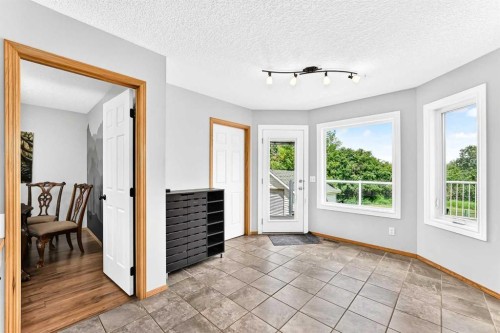 107 2A Avenue Nw, Diamond Valley, AB 