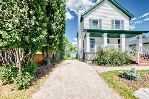 107 2A Avenue Nw, Diamond Valley, AB 
