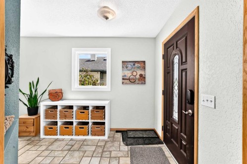 107 2A Avenue Nw, Diamond Valley, AB 