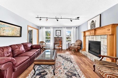 107 2A Avenue Nw, Diamond Valley, AB 