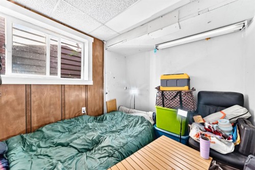 208 Temple Close Ne, Calgary, AB 