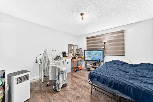 208 Temple Close Ne, Calgary, AB 