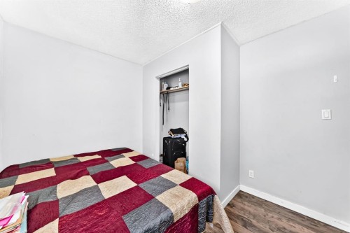 208 Temple Close Ne, Calgary, AB 