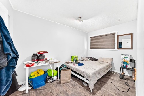 208 Temple Close Ne, Calgary, AB 