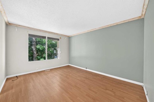 52 Doverdale Mews Se, Calgary, AB 