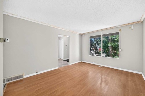 52 Doverdale Mews Se, Calgary, AB 