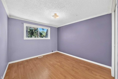 52 Doverdale Mews Se, Calgary, AB 