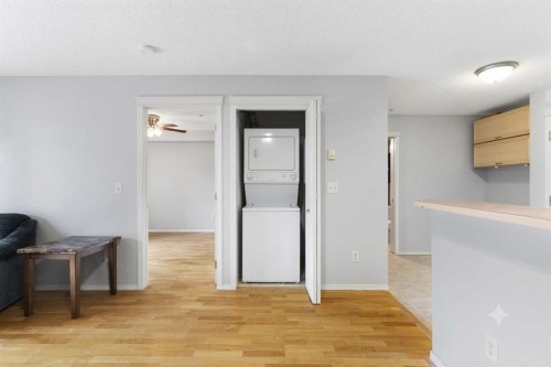 1102-70 Panamount Drive Nw, Calgary, AB - Indoor Photo Showing Other Room