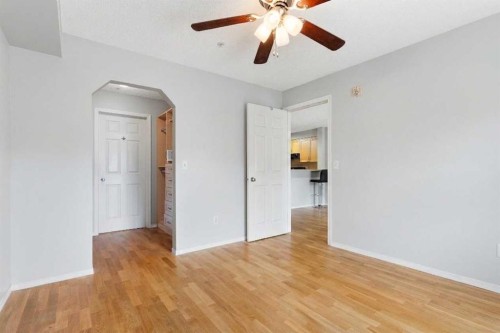 1102-70 Panamount Drive Nw, Calgary, AB - Indoor Photo Showing Other Room