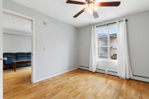 1102-70 Panamount Drive Nw, Calgary, AB - Indoor Photo Showing Other Room