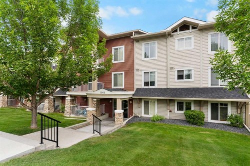 1102-70 Panamount Drive Nw, Calgary, AB - Outdoor With Facade