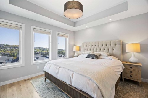 3044 85 Street Sw, Calgary, AB - Indoor Photo Showing Bedroom