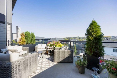 3044 85 Street Sw, Calgary, AB - Outdoor With Exterior