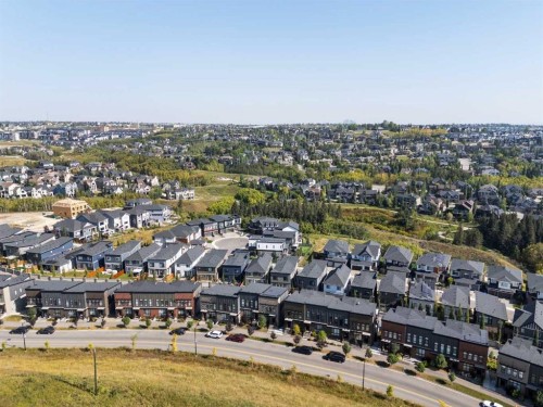 3044 85 Street Sw, Calgary, AB - Outdoor With View