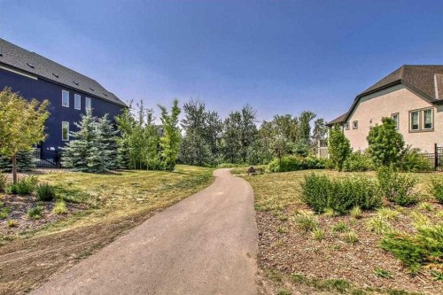 276 Cranbrook Point Se, Calgary, AB - Outdoor