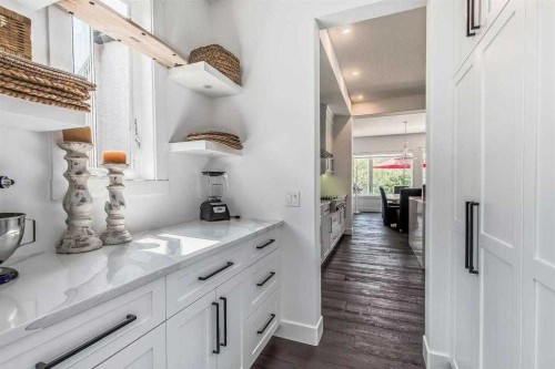 276 Cranbrook Point Se, Calgary, AB - Indoor