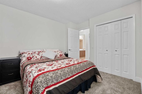 957 Applewood Drive Se, Calgary, AB 
