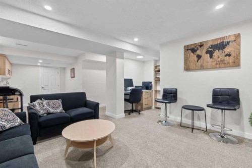 957 Applewood Drive Se, Calgary, AB 