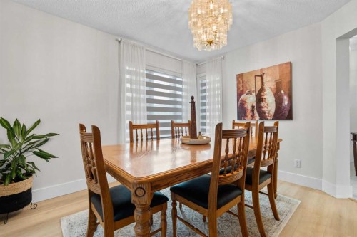 957 Applewood Drive Se, Calgary, AB 