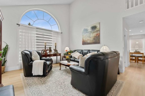 957 Applewood Drive Se, Calgary, AB 