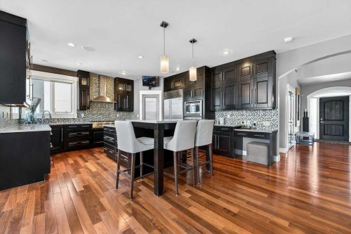 78 Aspen Cliff Close Sw, Calgary, AB - Indoor Photo Showing Kitchen With Upgraded Kitchen