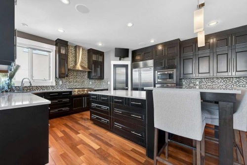 78 Aspen Cliff Close Sw, Calgary, AB - Indoor Photo Showing Kitchen With Upgraded Kitchen
