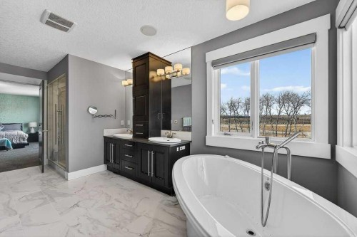 78 Aspen Cliff Close Sw, Calgary, AB - Indoor Photo Showing Bathroom