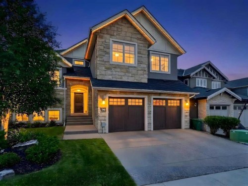 78 Aspen Cliff Close Sw, Calgary, AB - Outdoor With Facade