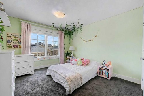 78 Aspen Cliff Close Sw, Calgary, AB - Indoor Photo Showing Bedroom