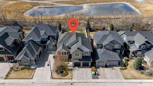 78 Aspen Cliff Close Sw, Calgary, AB - Outdoor With Facade