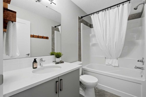 34 Walden Lane Se, Calgary, AB 