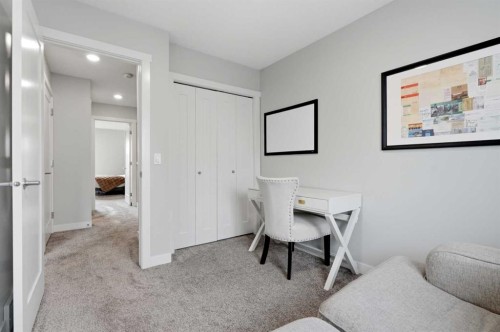 34 Walden Lane Se, Calgary, AB 