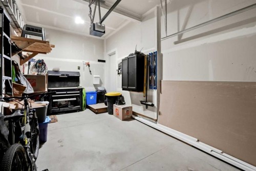 34 Walden Lane Se, Calgary, AB 