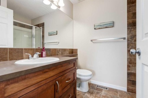 82 Brightoncrest Grove Se, Calgary, AB 