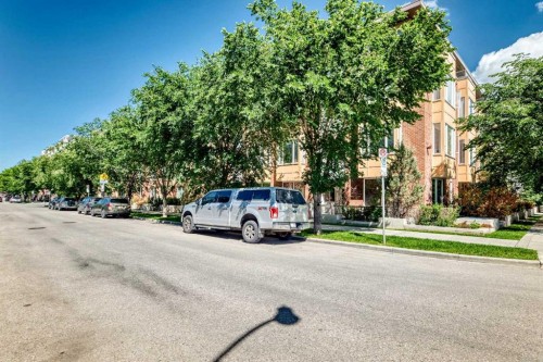 402-1010 Centre Avenue Ne, Calgary, AB 