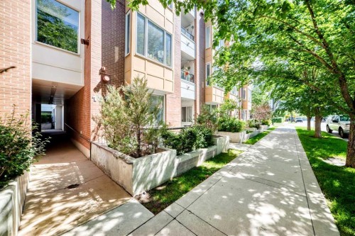 402-1010 Centre Avenue Ne, Calgary, AB 