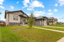 46 Village Crescent, Red Deer, AB 