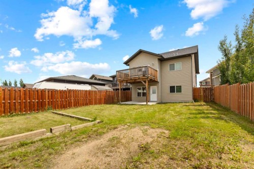 46 Village Crescent, Red Deer, AB 