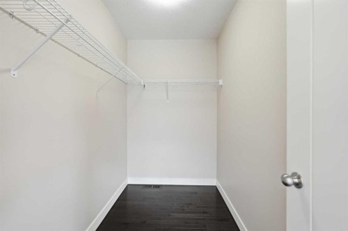 431 Quarry Villas Se, Calgary, AB 