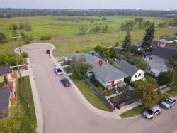 2702 17 Street SE Calgary, AB T2G 3W1