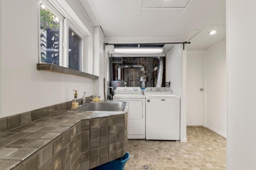 2702 17 Street Se, Calgary, AB 