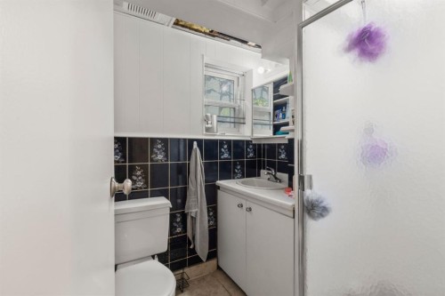 2702 17 Street Se, Calgary, AB 
